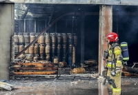 Pożar na składzie butli z gazem w Głogowie